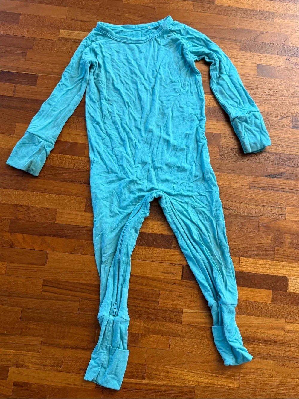 Lot of Little Sleepies 6-12 mo zippies